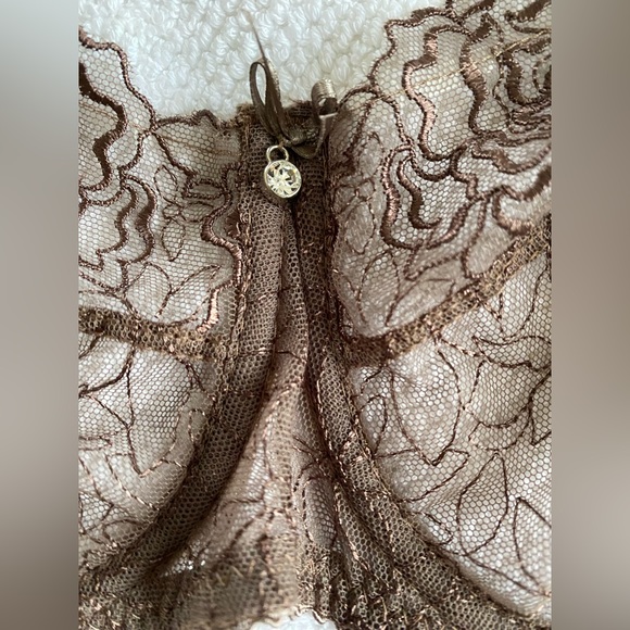 NWT Gorteks Lace Underwire Demi Bra in Mocha - Picture 8 of 14